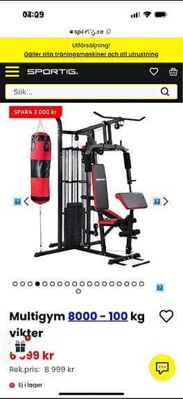 Multi-gym med boxningssäck svart/röd