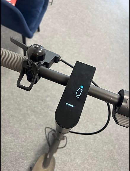⚡ Elsparkcykel i mycket fint skick – redo för sommaren!