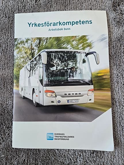 Körkort buss 7st – kurslitteratur från STR