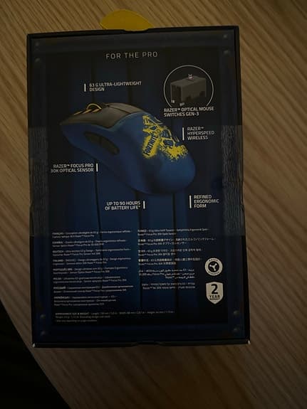 Razer DeathAdder V3 Pro Fortnite edition