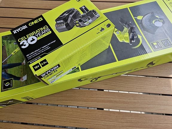 Ryobi grästrimmer med batteri 4,0 Ah + laddare - HELT NYTT