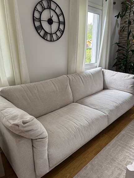 Två tre sits soffor från Mio