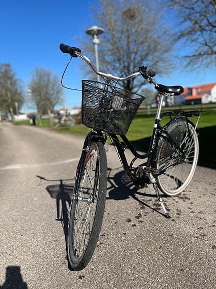 Jättefin och skön damcykel (Velocity Vilma)