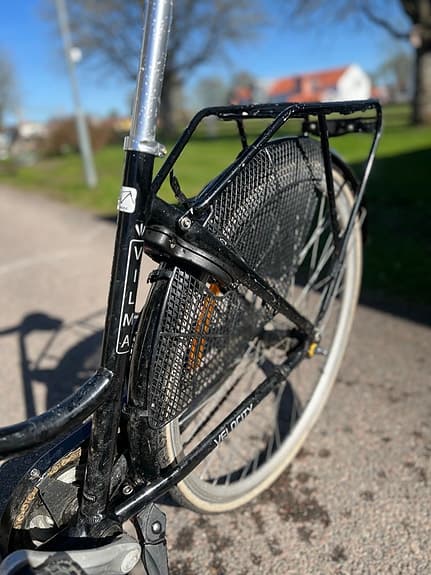 Jättefin och skön damcykel (Velocity Vilma)