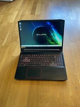 Acer bärbar dator 15 tum svart