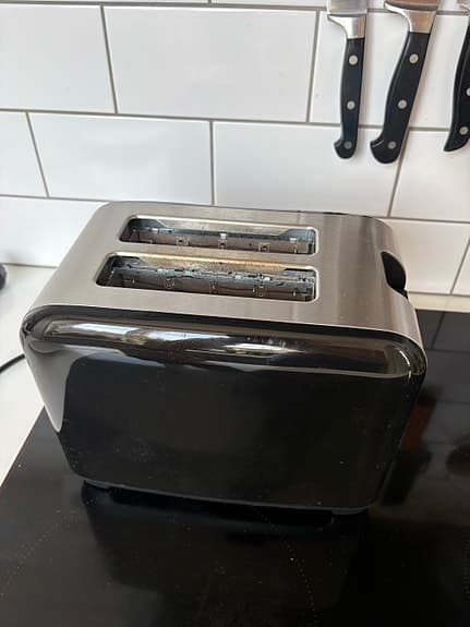 Biltema brödrost i rostfritt stål