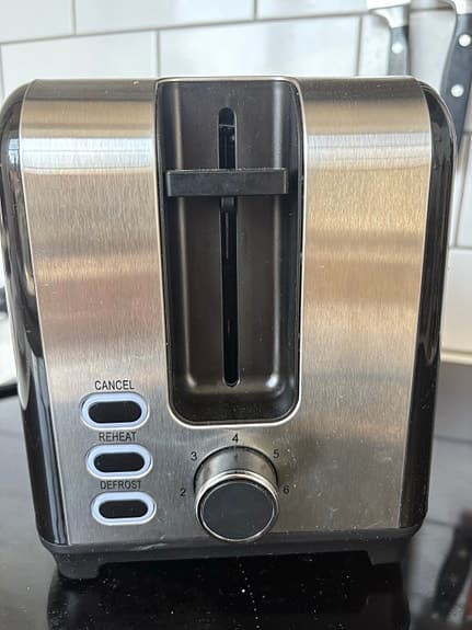 Biltema brödrost i rostfritt stål