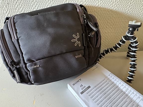 Sony A6000 + 4 objektiv + extra batteri – komplett kamerapaket