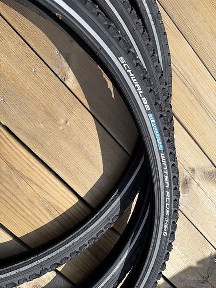 Vinterdäck till cykel - 4 st Schwalbe Marathon Winter Plus