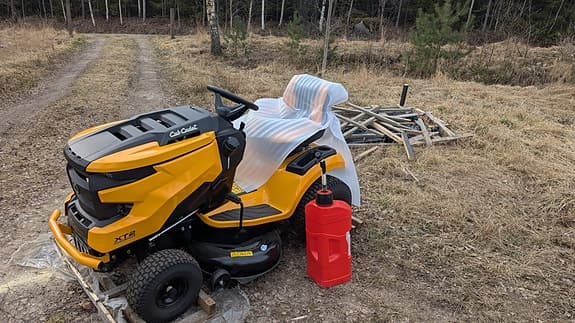 Åkgräsklippare Cub cadet XT2 107