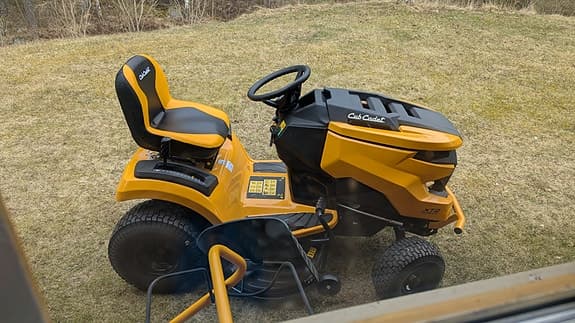 Åkgräsklippare Cub cadet XT2 107