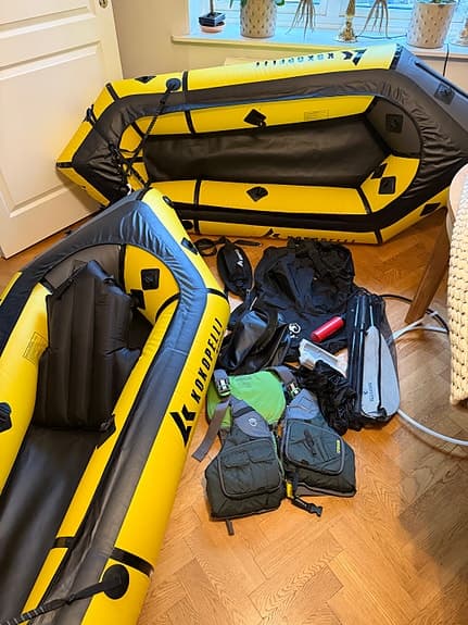 Kokopelli packraft gul/svart med flytvästar