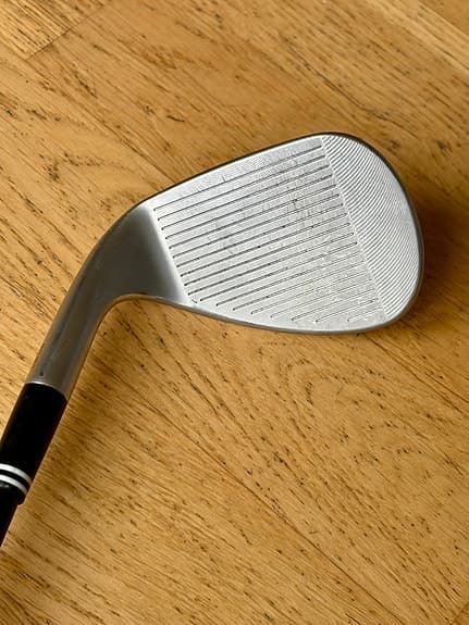 Cleveland CBX2 56°/ bounce 12° – Grafitskaft – Förlåtande wedge
