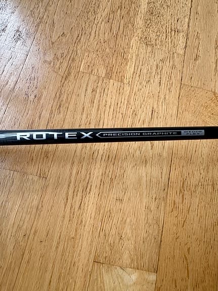 Cleveland CBX2 56°/ bounce 12° – Grafitskaft – Förlåtande wedge