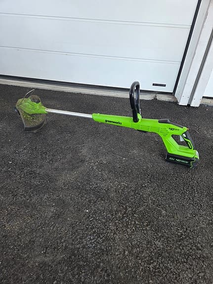 Greenworks grästrimmer