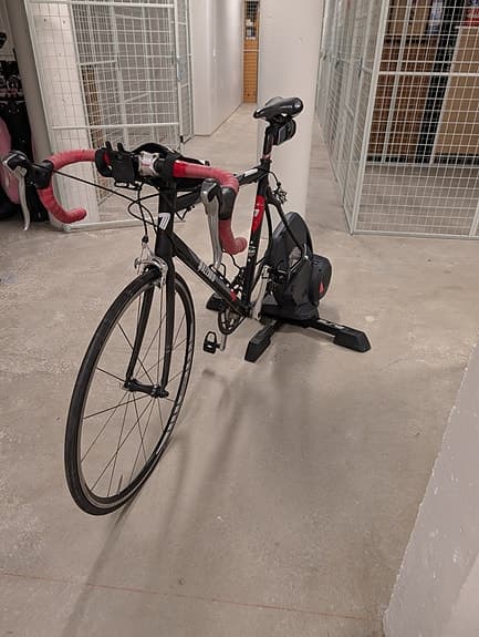 Elite Direto cykeltrainer + kolfibercykel Ultegra