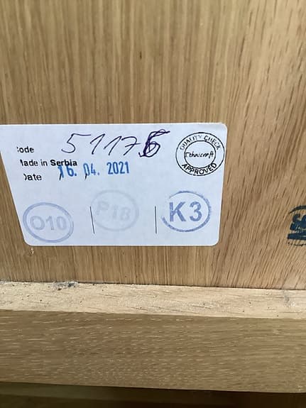 Hallmöbel/ Byrå