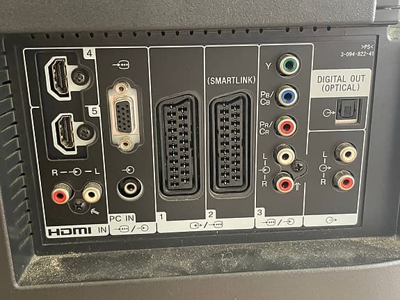 VM fotboll i sommarstugan? Sony KDL32D3000