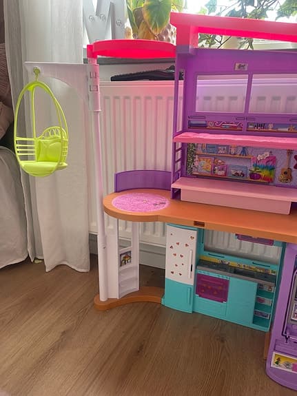 Barbie Malibu Semesterhus med Möbler & Tillbehör