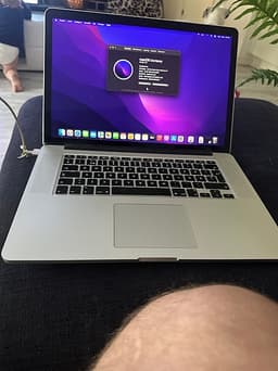 Apple MacBook bärbar dator 15 tum silver