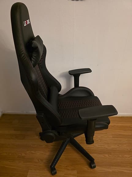 NIBE gamingstol från LEGEND
