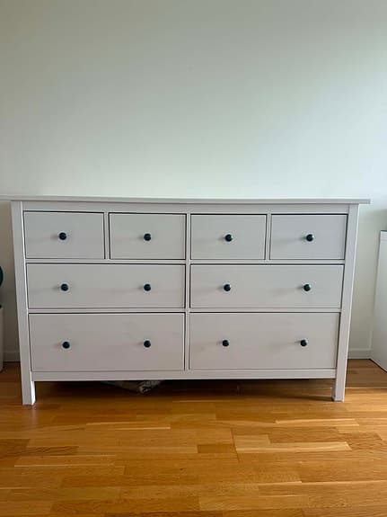 IKEA HEMNES byrå 8 lådor – vit, mycket fint skick