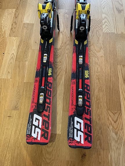 Atomic Redster G5 Piste Rocker. Radie 19.