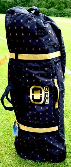 Travel bag (resefodral) med hjul