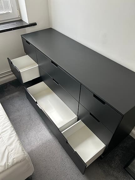 Ikea byrå