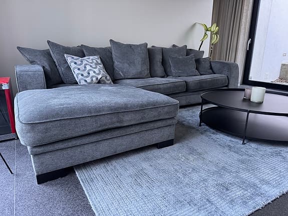 Härligt bekväm divansoffa - som ny