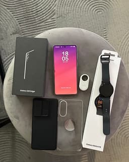 Samsung S25 edge +galaxy FE watch +tag.
