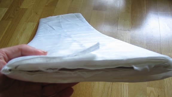 2 stuvbitar vitt tyg ca 432 x 76 och ca 416 x 76