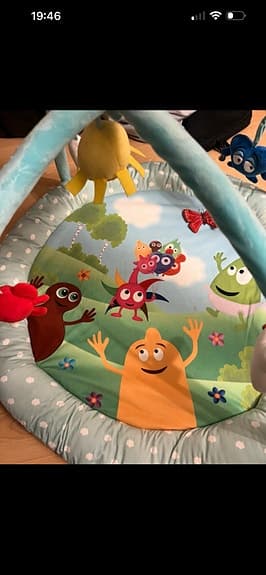 Babblarna babygym lekmatta med bågar