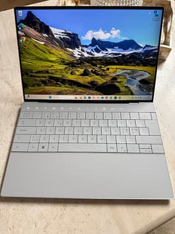 Dell XPS 13 Plus 9320 - Intel i7, 16GB RAM, 512GB SSD