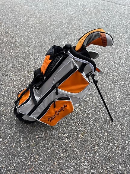 MacGregor golfset med bärbag orange/vit