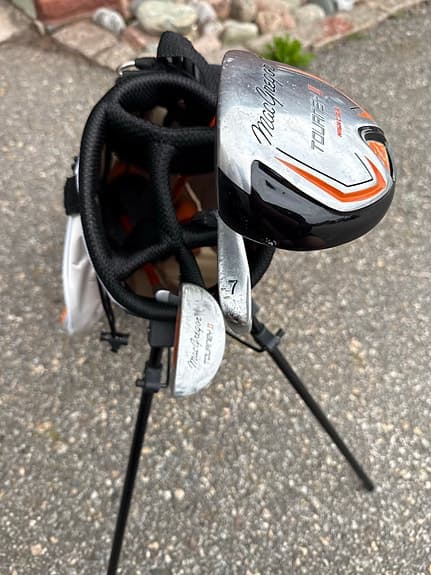 MacGregor golfset med bärbag orange/vit