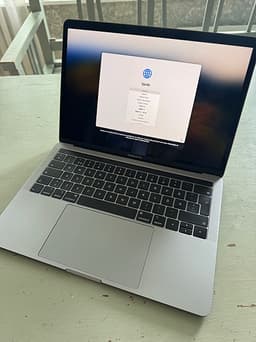 Apple MacBook Pro 13" bärbar dator silver