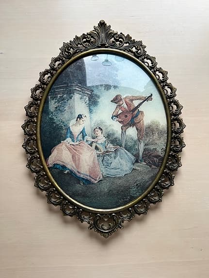 Retro dekorativ väggtavla med oval ram. Vintage tavla konst art dekor decor