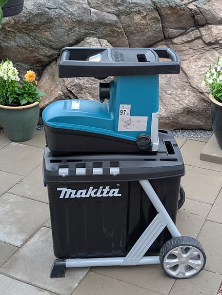 Makita UD2500 elektrisk kompostkvarn