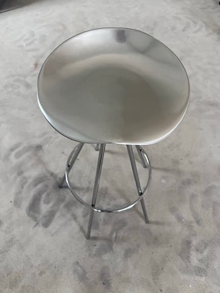 Barpall i aluminium av hög kvalitet