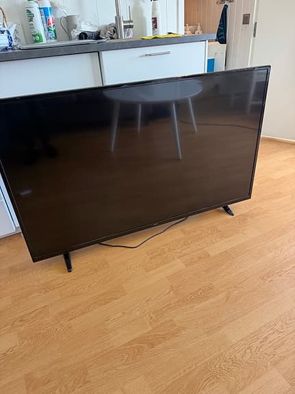 Luxor LED32HDTV TV svart