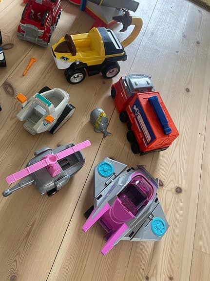 Paw Patrol lekset med fordon, figurer och utsiktstorn