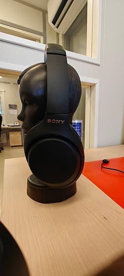 Sony WH-1000XM4 trådlösa over-ear hörlurar svarta