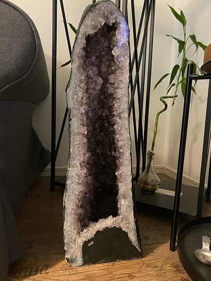 Stor Ametistkatedral – sällsynt fynd 💜