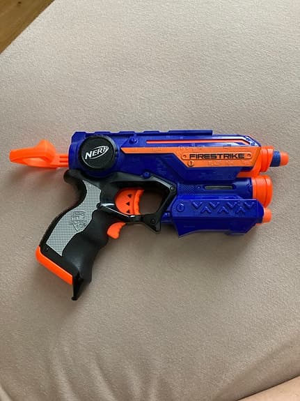 Nerf Firestrike leksakspistol