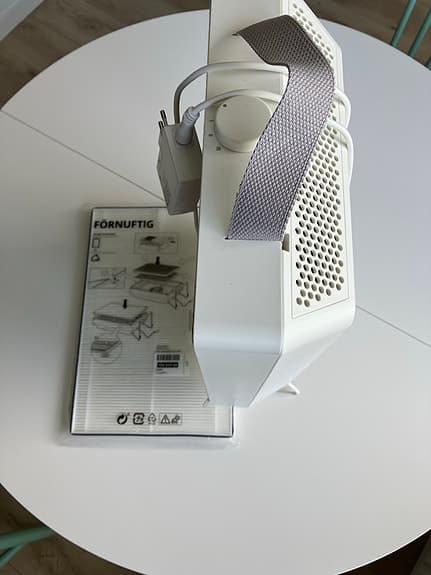 Ikea FÖRNUFTIG luftrenare vit med grått tygfilter