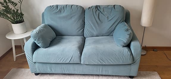 Vinliden soffa från Ikea