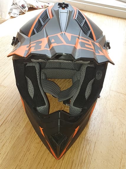 Mopedhjälm crosshjälm Raven Ipsum Carbon Strl M +crossglasögon och handskar.