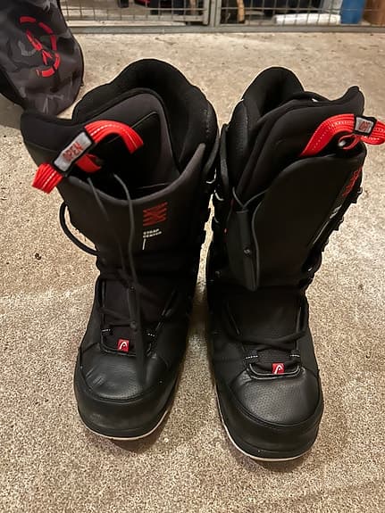 Burton snowboard med Head boots stl 42,5