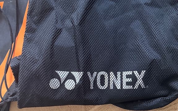 Yonex / Oreide badmintonväskor svart/orange